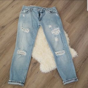 ZARA Distressed jeans